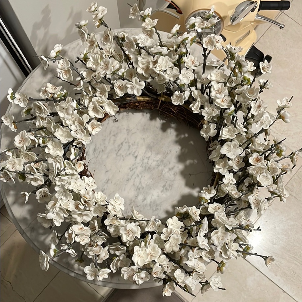 Pottery Barn Faux Plum Blossom Wreath - White - Picture 7 of 10